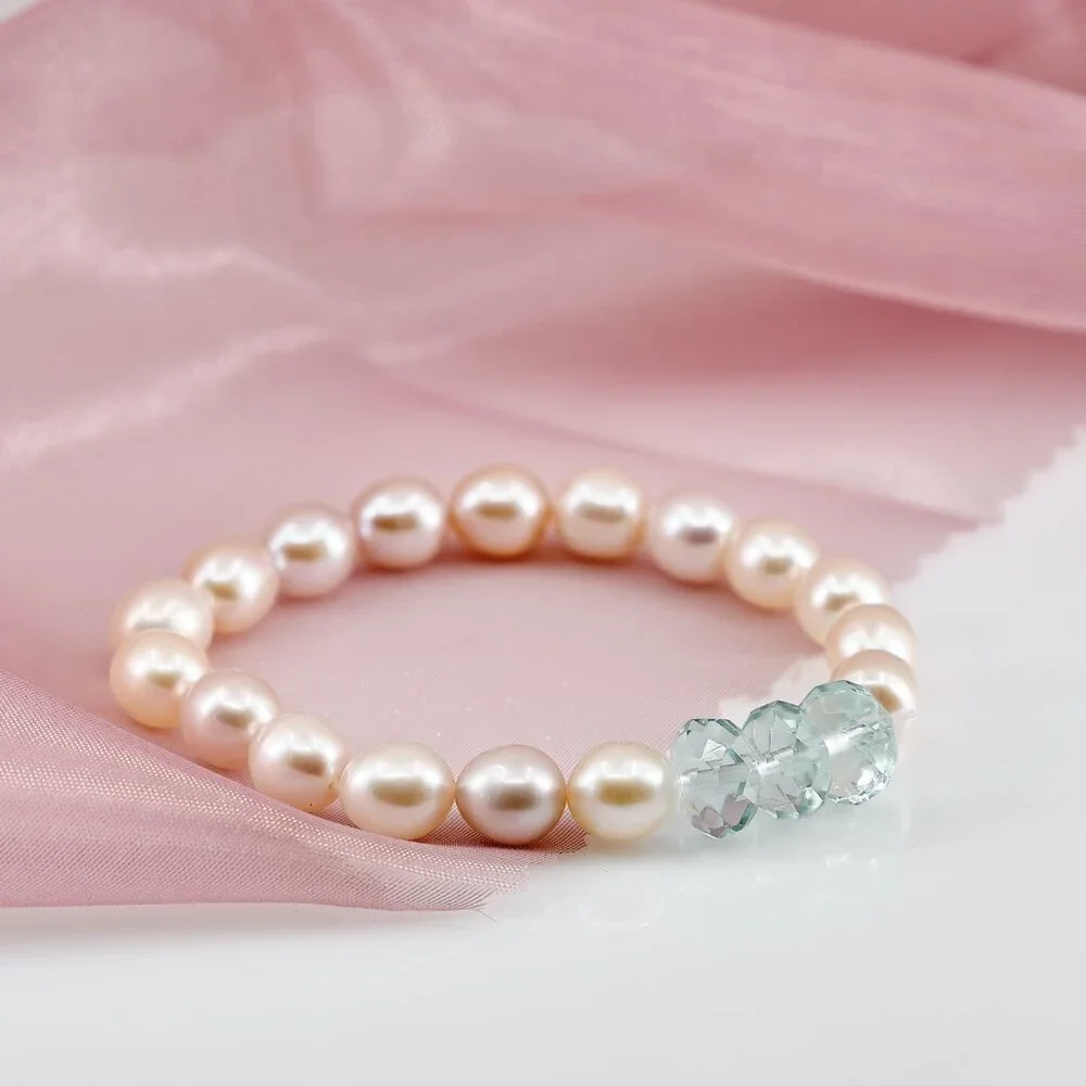 Pearl Bracelet w/Aquamarine, Gemstone Stretch Bracelet, Dainty Jewelry Gift